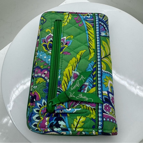 Vera Bradley Turn Lock Wallet – Viva La Vera Pattern – Green Multicolor - Picture 4 of 8